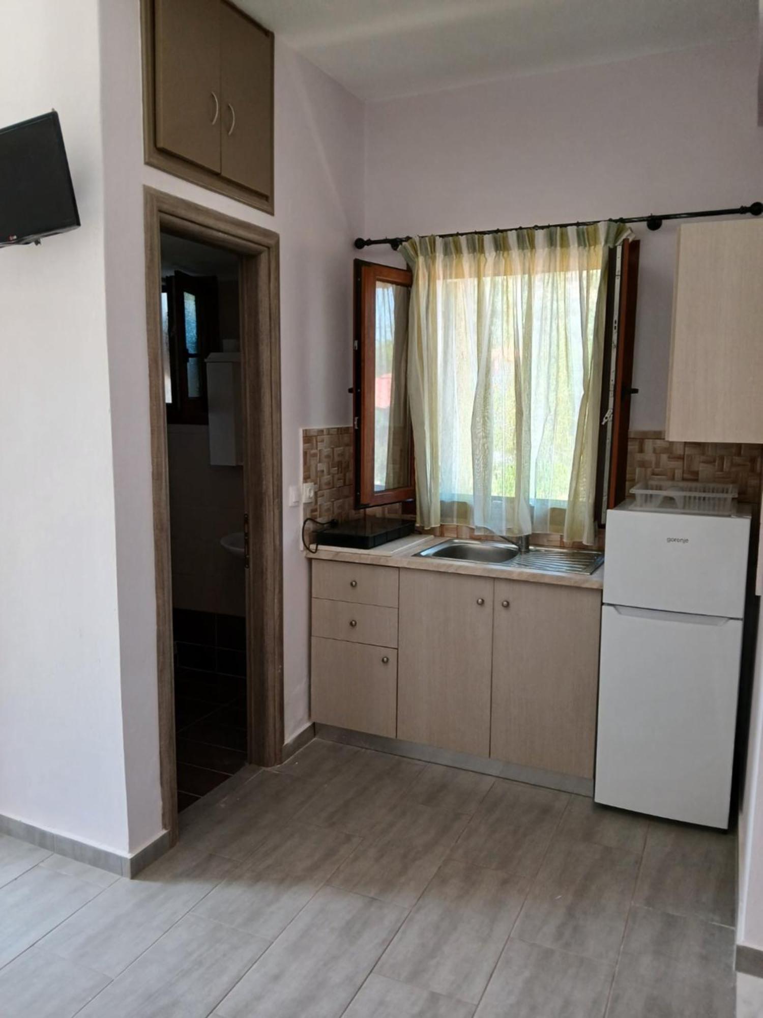 Vassilis Studios Anaxos Bagian luar foto