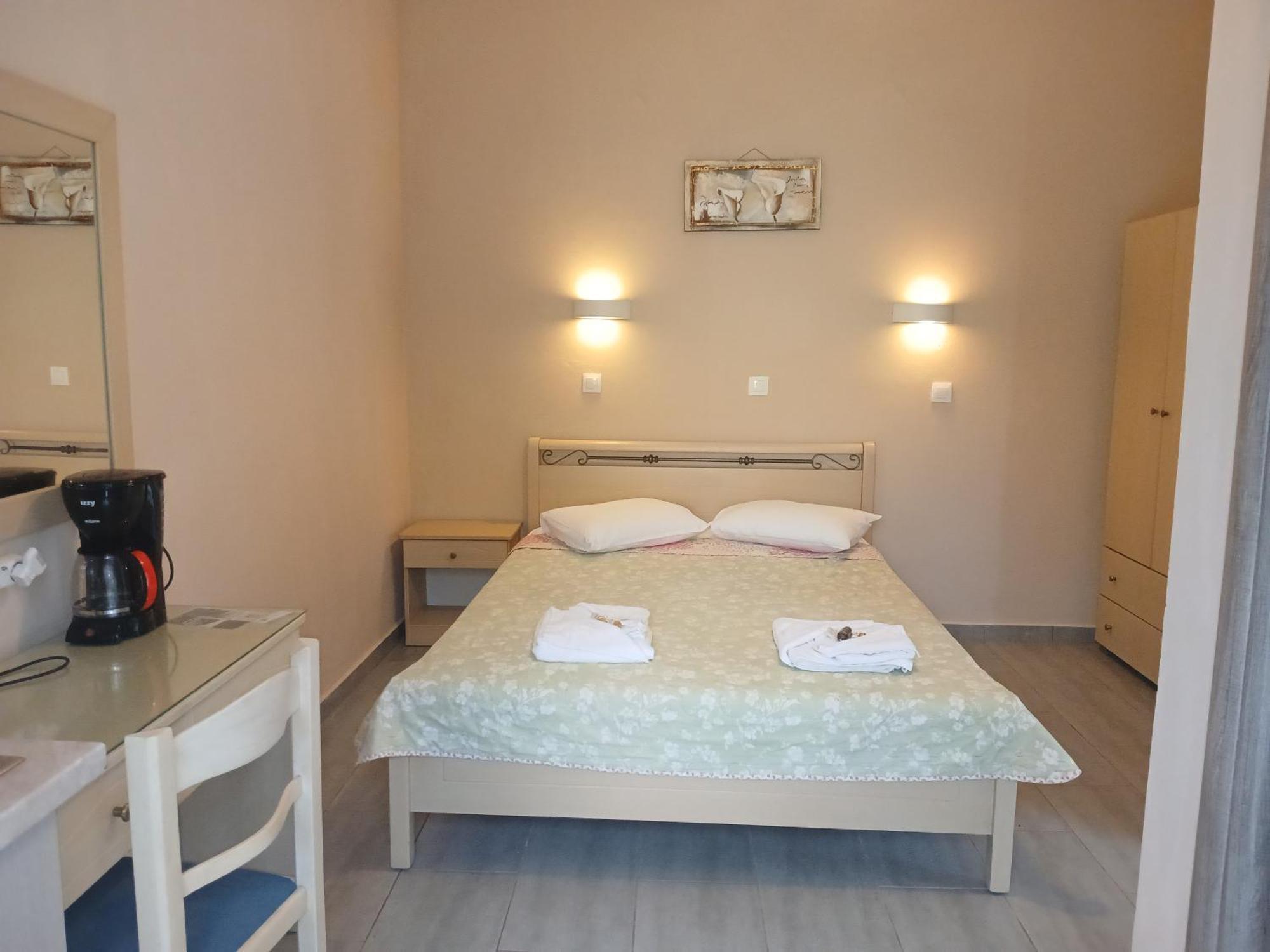 Vassilis Studios Anaxos Bagian luar foto